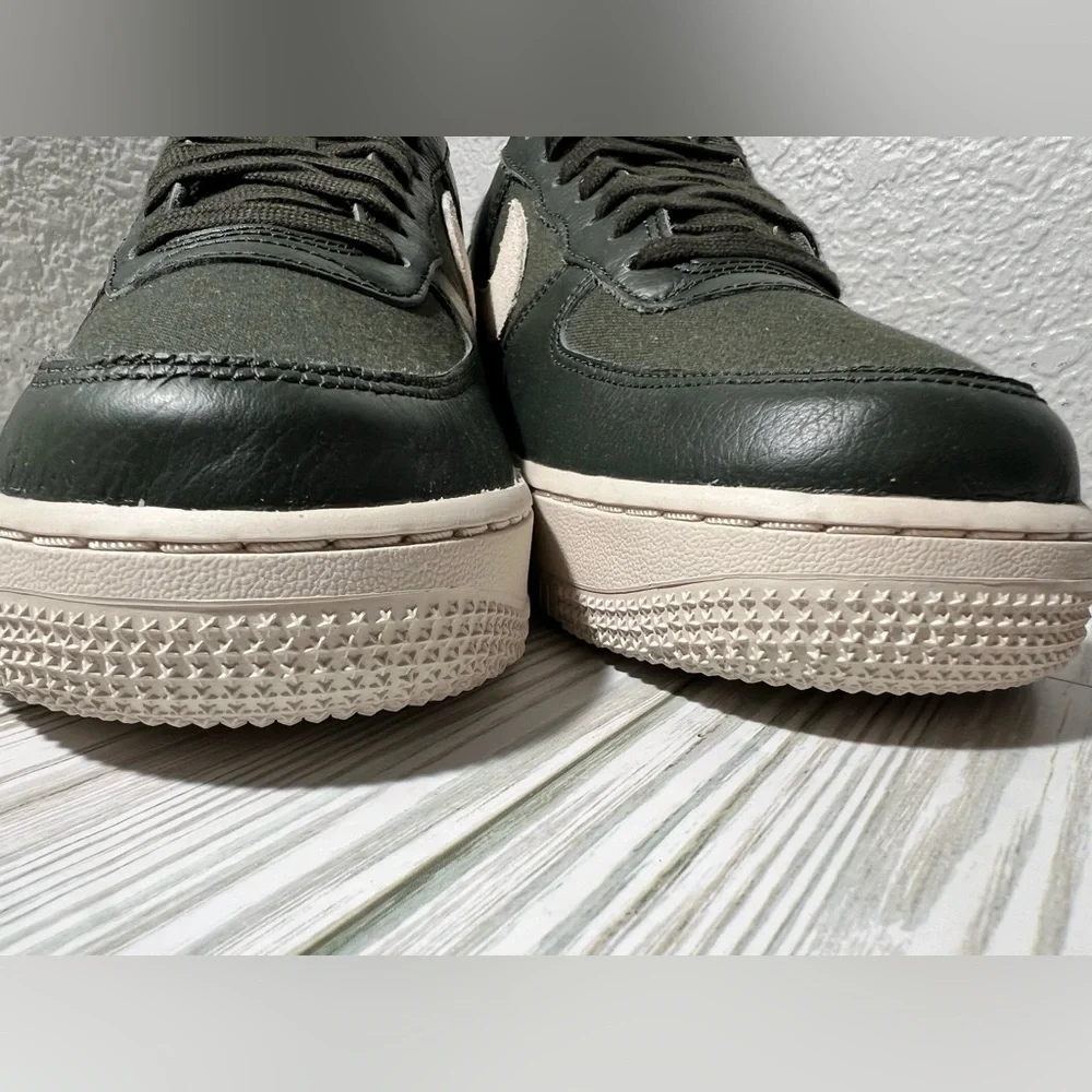 Nike Air Force 1 ‘07 LX‎ men’s sneakers shoes sequoia green cream size 7 low